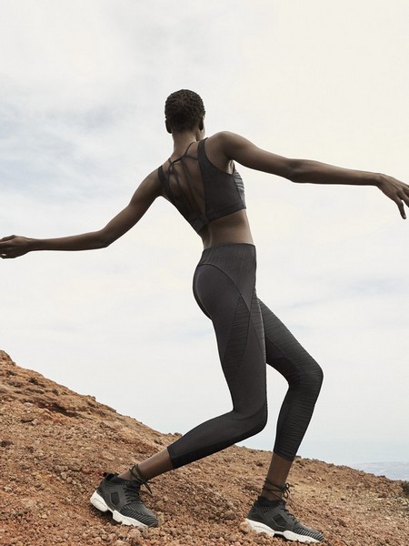 OYSHO FW17 Gymwear Collection